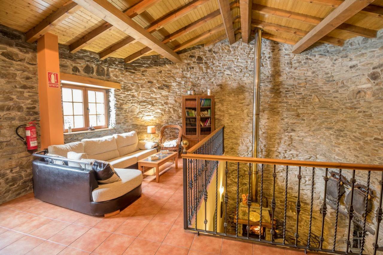 Casa Rural La Fuente Tejedo del Sil Exteriör bild