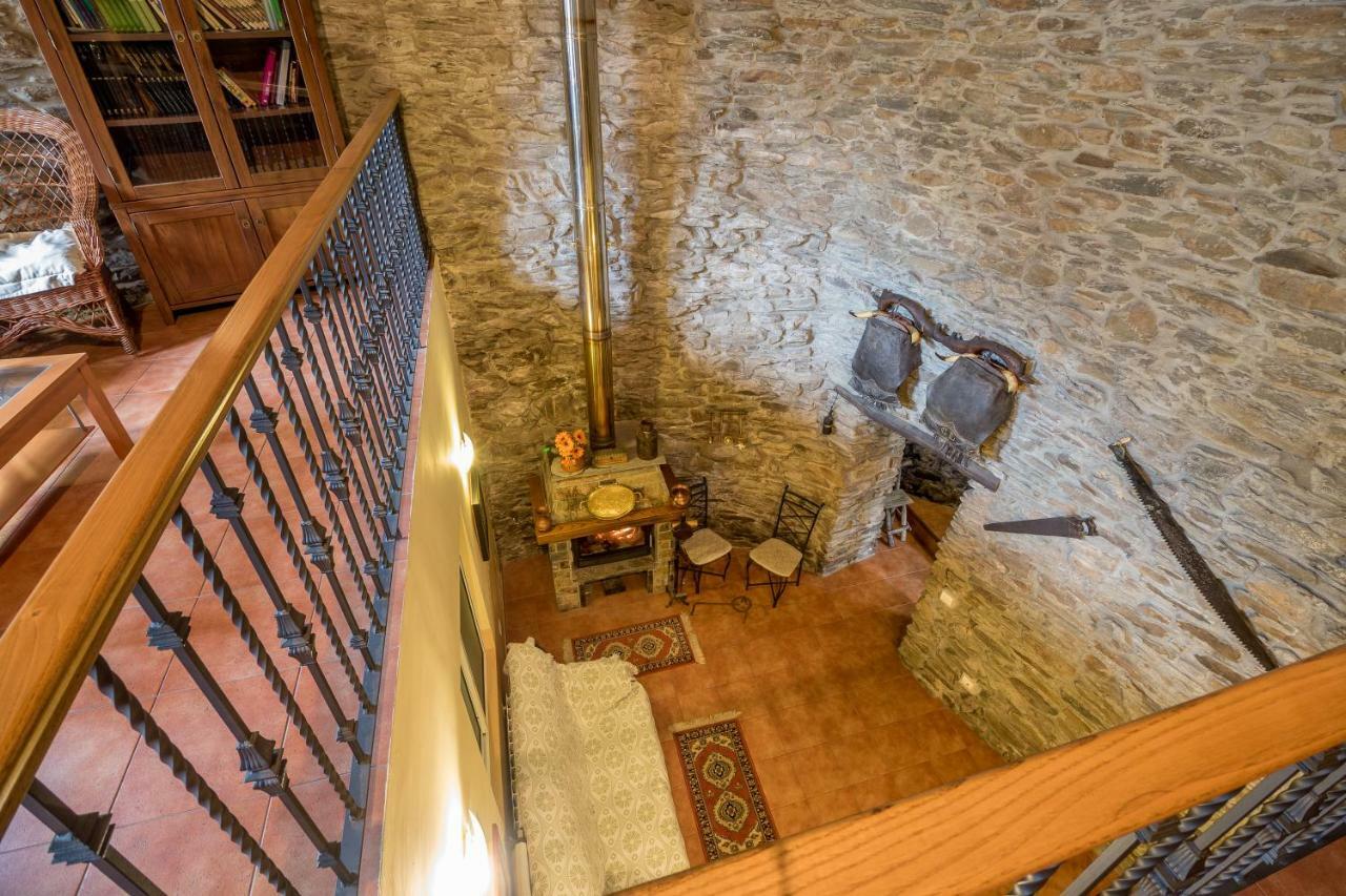 Casa Rural La Fuente Tejedo del Sil Exteriör bild